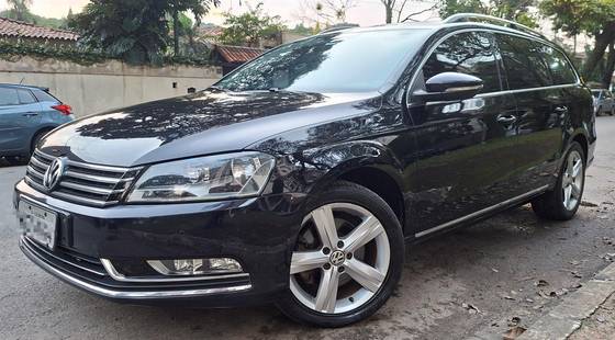 VOLKSWAGEN PASSAT VARIANT 2.0 TSI 16V 211CV GASOLINA 4P AUTOMÁTICO VOLKSWAGEN PASSAT VARIANT 2.0 TSI 16V 211CV GASOLINA 4P AUTOMÁTICO
